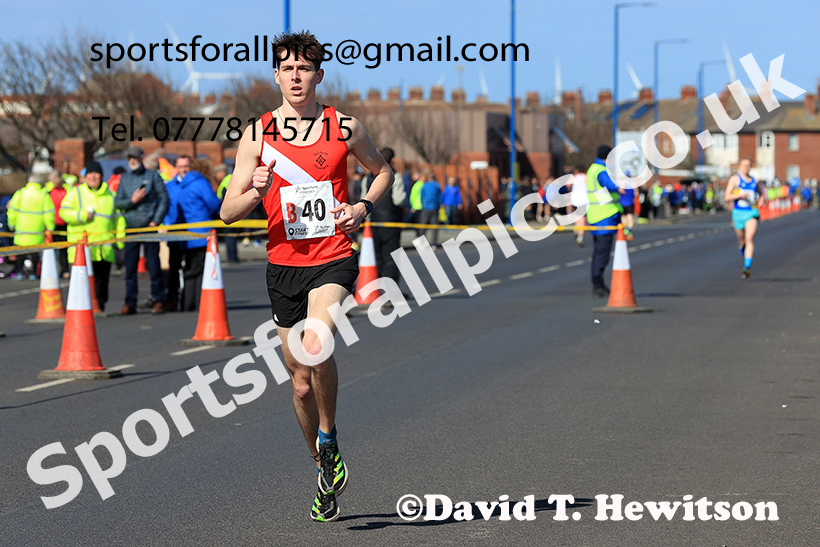 Senior mens Northern 12 Stage Road Relay, 2025 Northern 12 and 6 Stage Road Relays and Junior 5k, Redcar. Photo: David T. Hewitson/Sports for All Pics